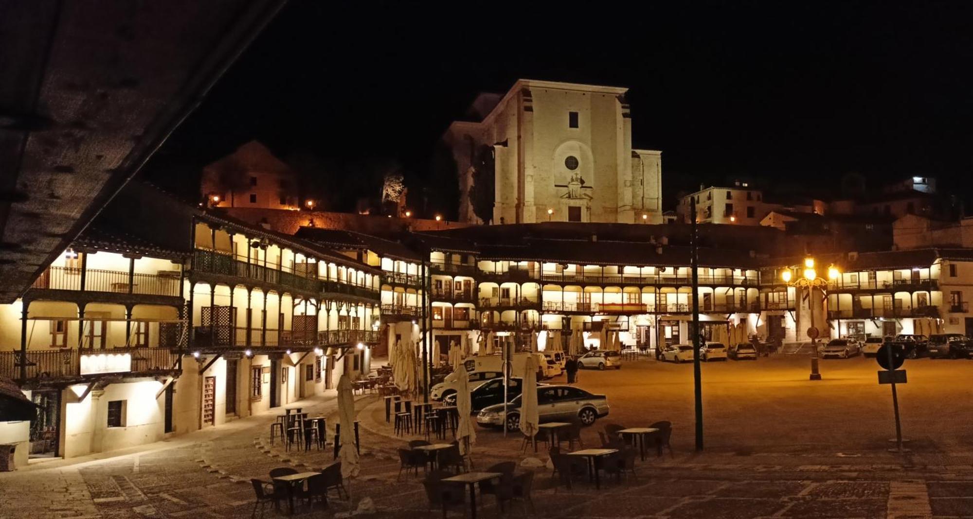 Las Cuevas Del Agua Chinchon Exterior photo